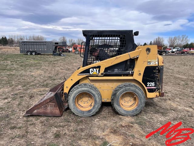 Image of Caterpillar 226 equipment image 1