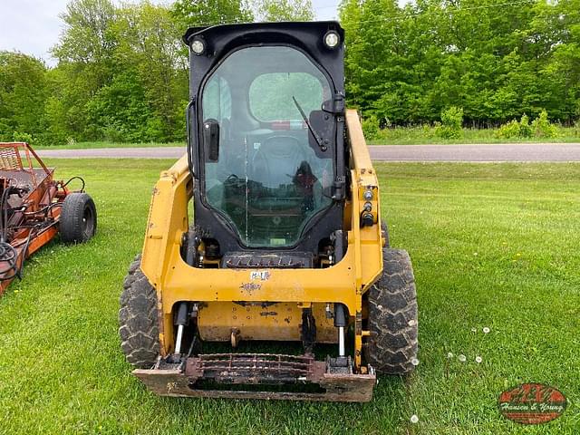 Image of Caterpillar 226D3 equipment image 1