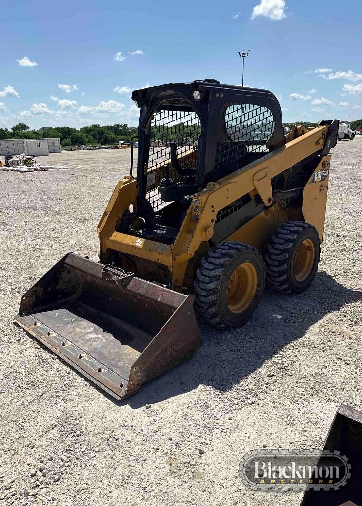 Image of Caterpillar 232D Image 0