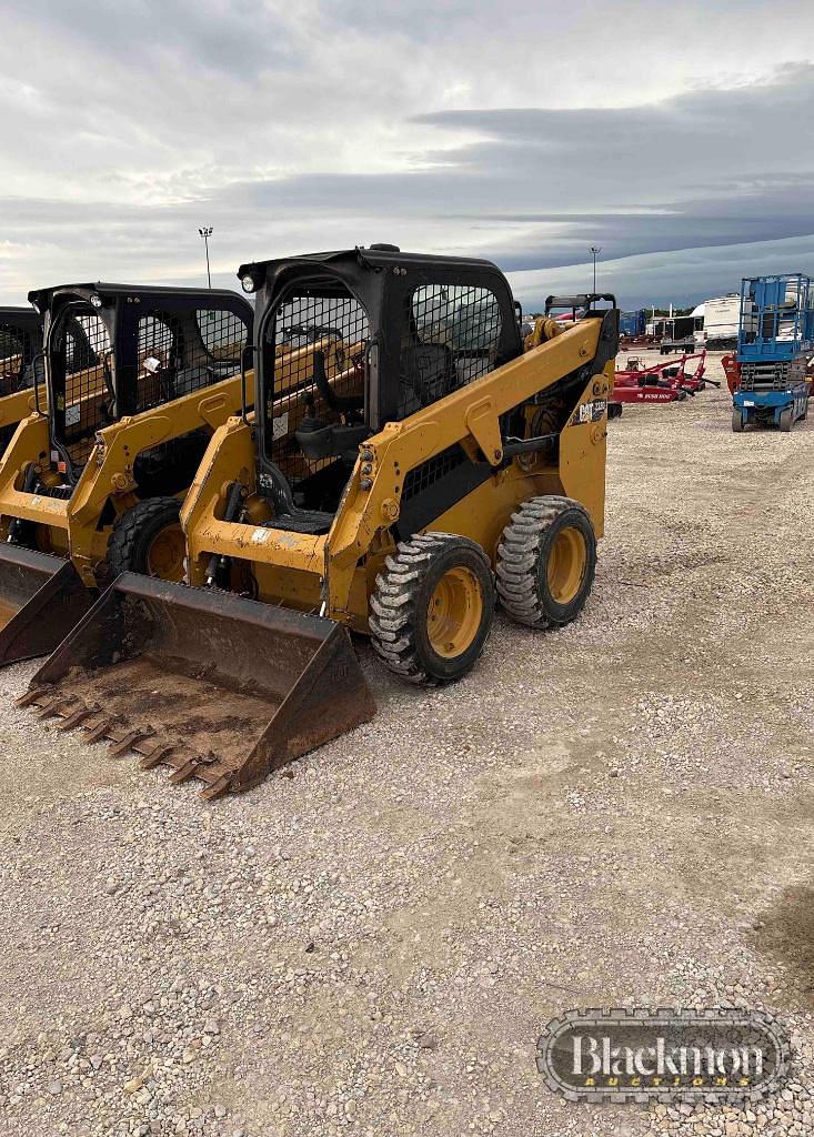 Image of Caterpillar 232D Image 0
