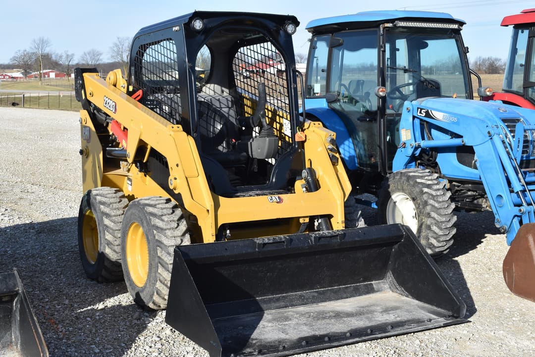 Image of Caterpillar 232D3 Primary image