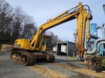 Main image Caterpillar 235C