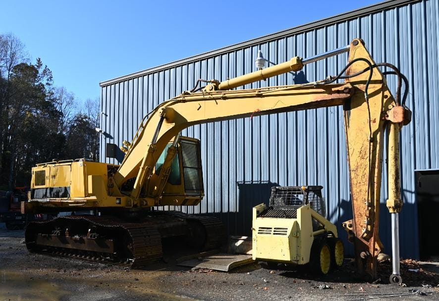 Main image Caterpillar 235C
