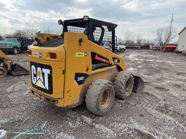 Image of Caterpillar 236B3 equipment image 4