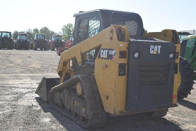 Image of Caterpillar 239D equipment image 1