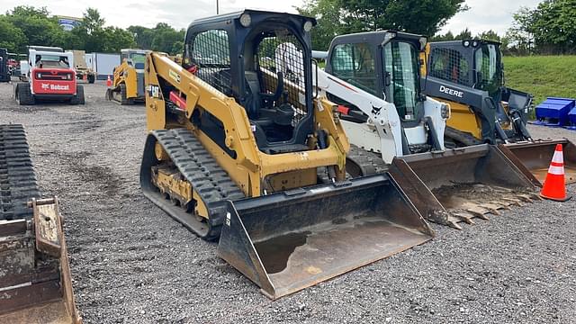 Image of Caterpillar 239D equipment image 2