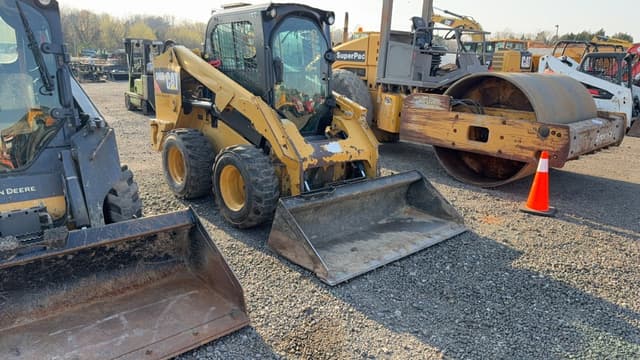 Image of Caterpillar 246D equipment image 2