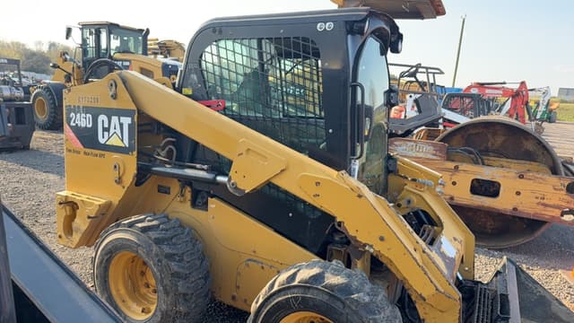 Image of Caterpillar 246D equipment image 4