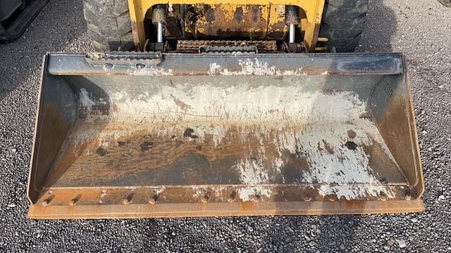 Image of Caterpillar 246D equipment image 3