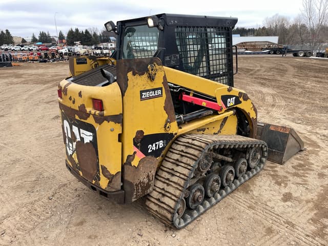 Image of Caterpillar 247B2 equipment image 2