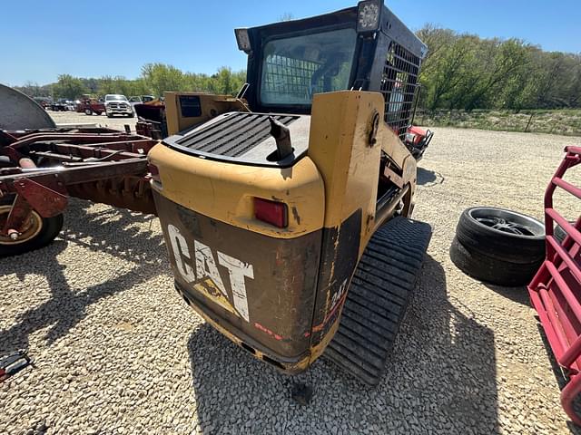 Image of Caterpillar 247 equipment image 2