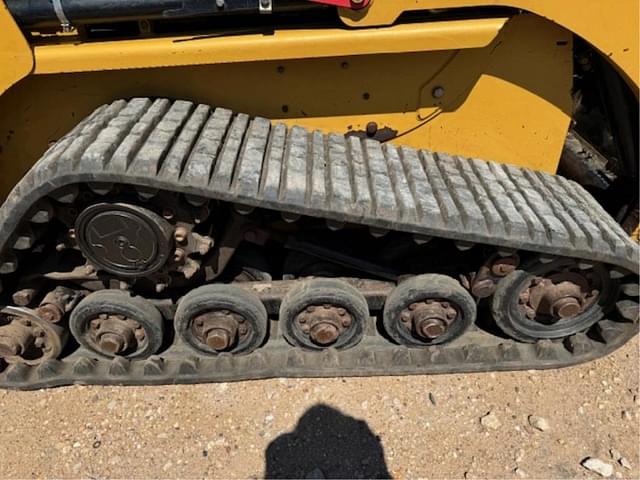 Image of Caterpillar 247B3 equipment image 3