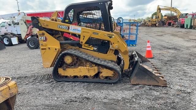 Image of Caterpillar 249D3 equipment image 4