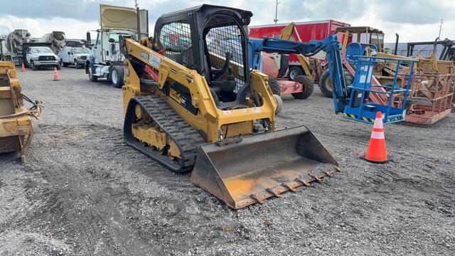 Image of Caterpillar 249D3 equipment image 2