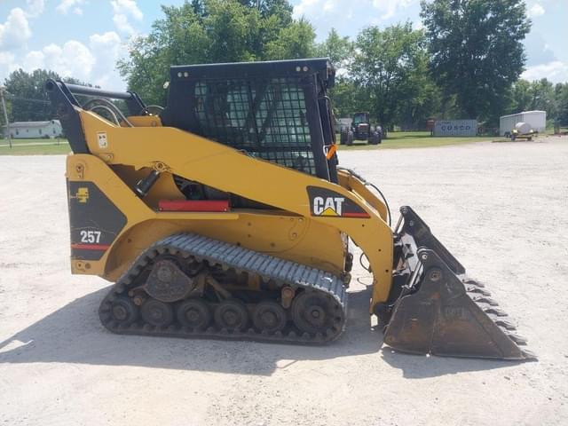 Image of Caterpillar 257 equipment image 3
