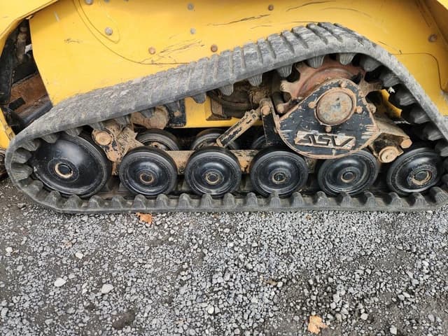 Image of Caterpillar 257 equipment image 4