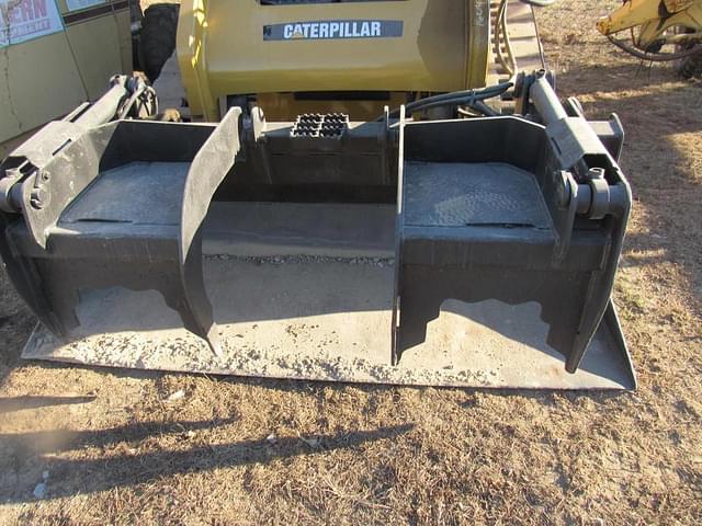 Image of Caterpillar 259B3 equipment image 3