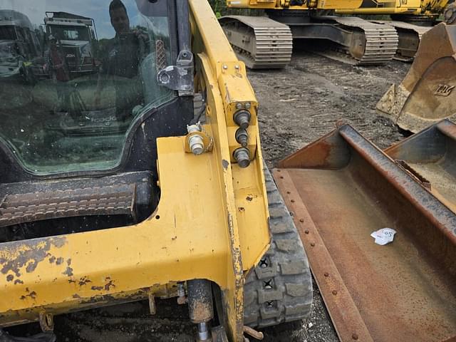 Image of Caterpillar 259D equipment image 3