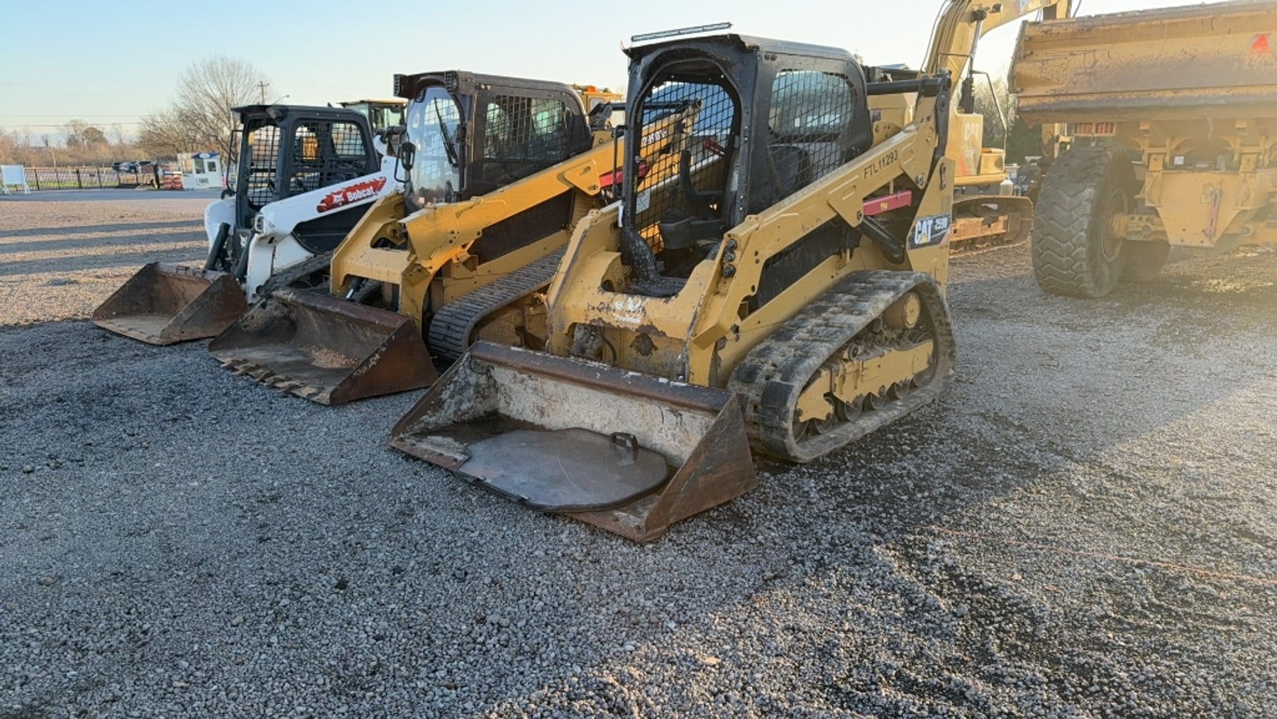 Caterpillar 259D Equipment Image0