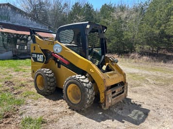 Main image Caterpillar 272D