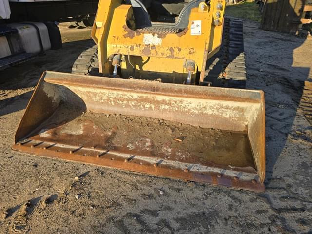 Image of Caterpillar 279D equipment image 2