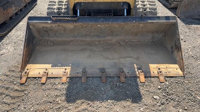 Image of Caterpillar 299D2 equipment image 3