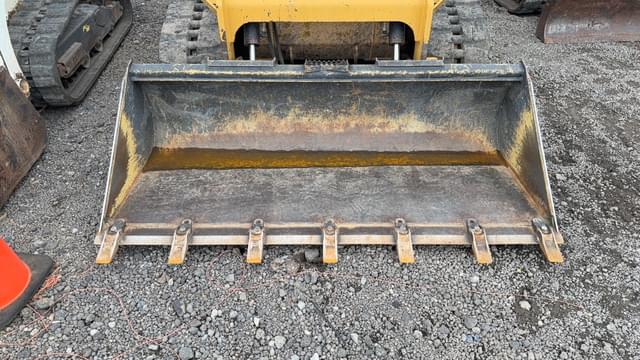 Image of Caterpillar 299D2 equipment image 3