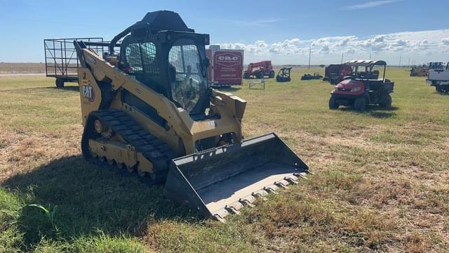 Image of Caterpillar 299D3 equipment image 3