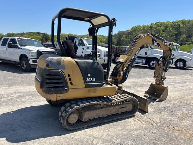 Image of Caterpillar 302.5 equipment image 4