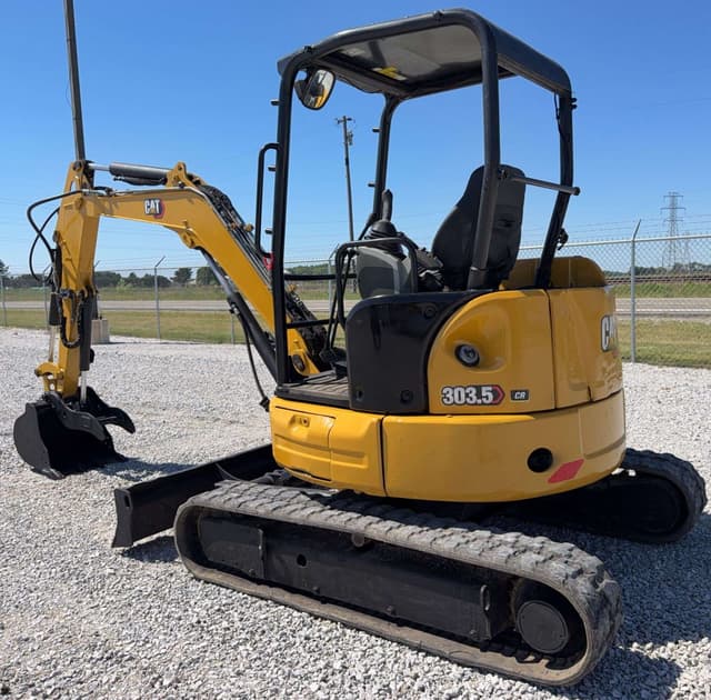 Image of Caterpillar 303.5E2 equipment image 4