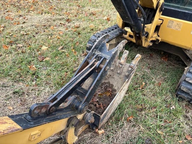 Image of Caterpillar 303.5C equipment image 4