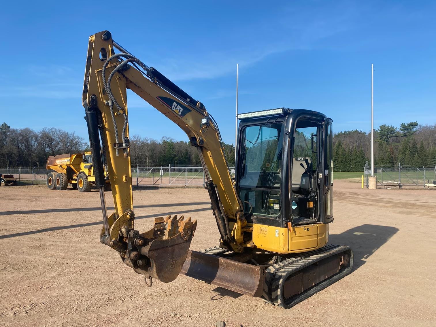 Caterpillar 303C CR Equipment Image0