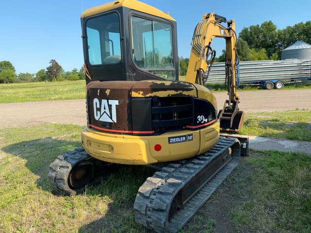 Image of Caterpillar 304CR equipment image 2