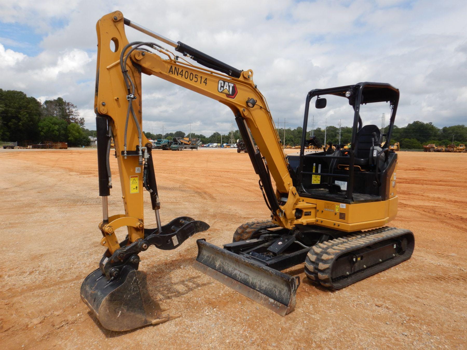 Main image Caterpillar 304