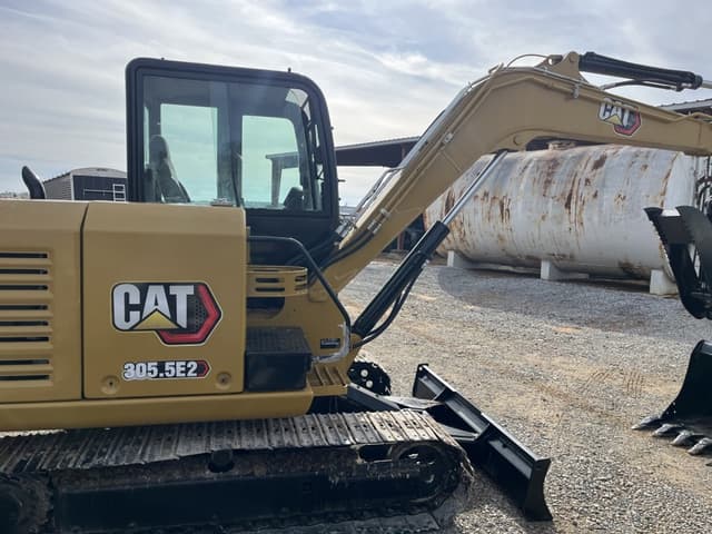 Image of Caterpillar 305.5E2 equipment image 4