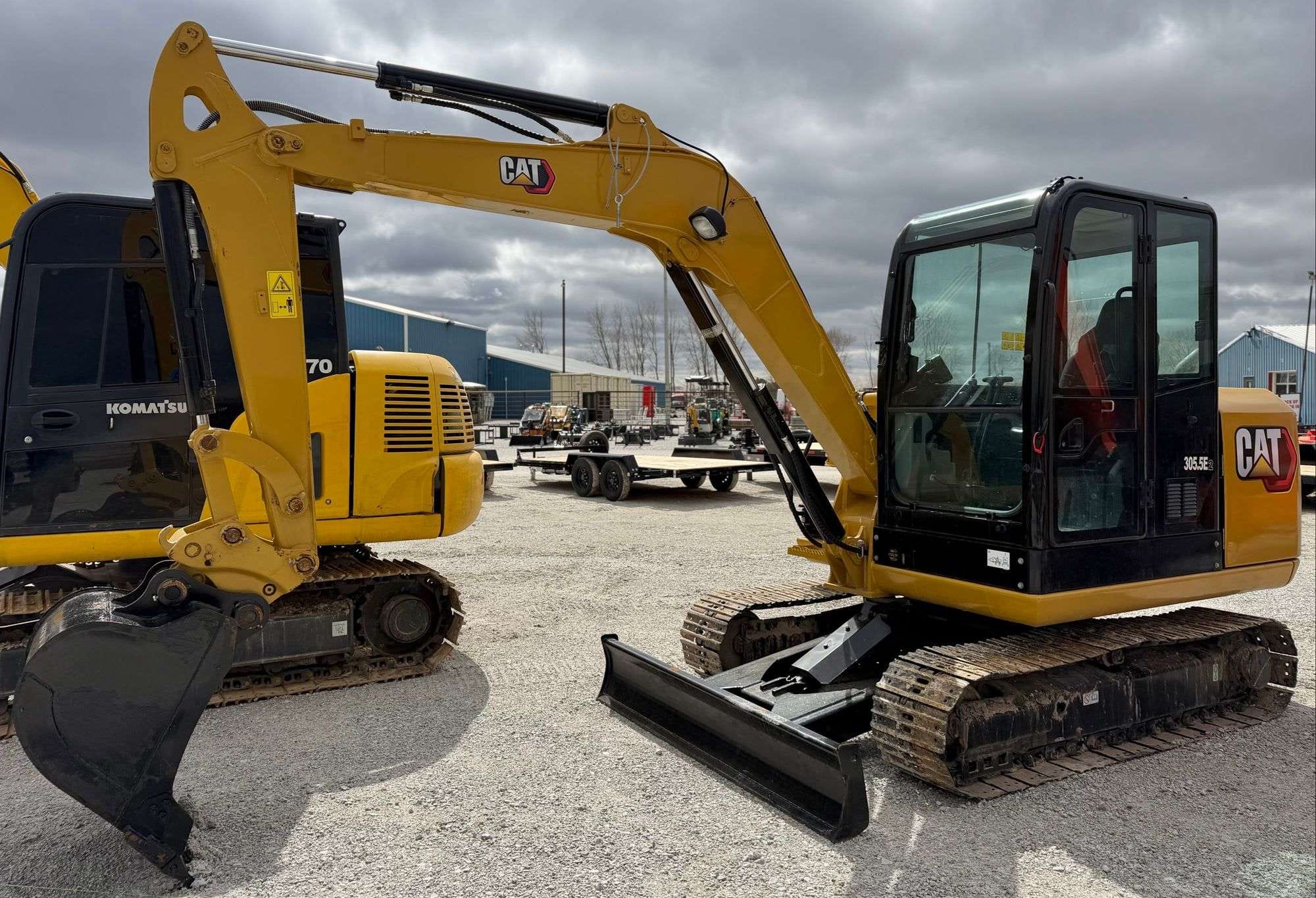 Caterpillar 305.5E2 Equipment Image0