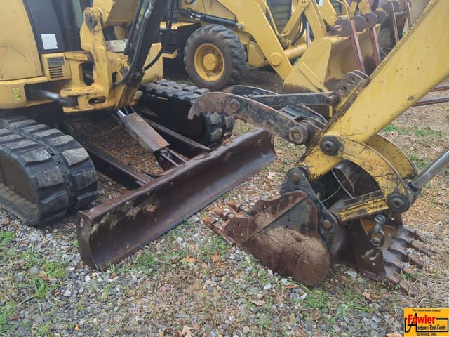 Image of Caterpillar 305DCR equipment image 2