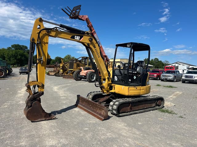 Image of Caterpillar 305E equipment image 1