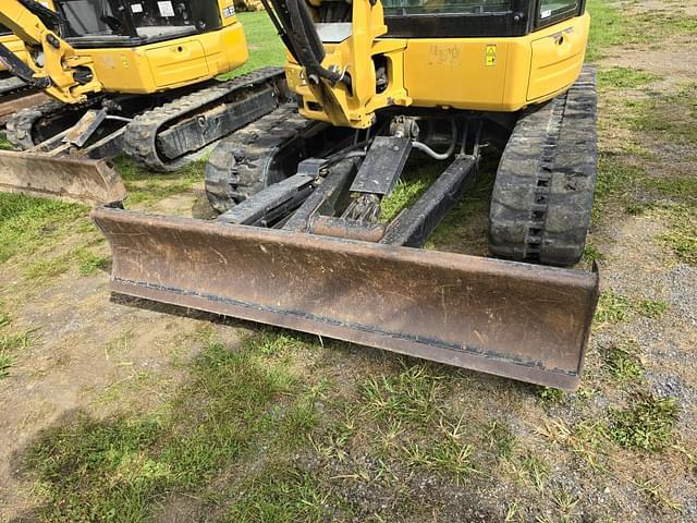 Image of Caterpillar 305E2 CR equipment image 4