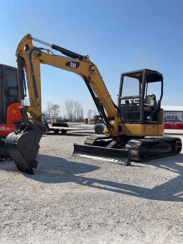 Image of Caterpillar 305E2 CR equipment image 2