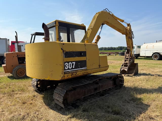 Image of Caterpillar 307 equipment image 2