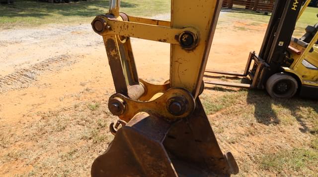 Image of Caterpillar 311 equipment image 3