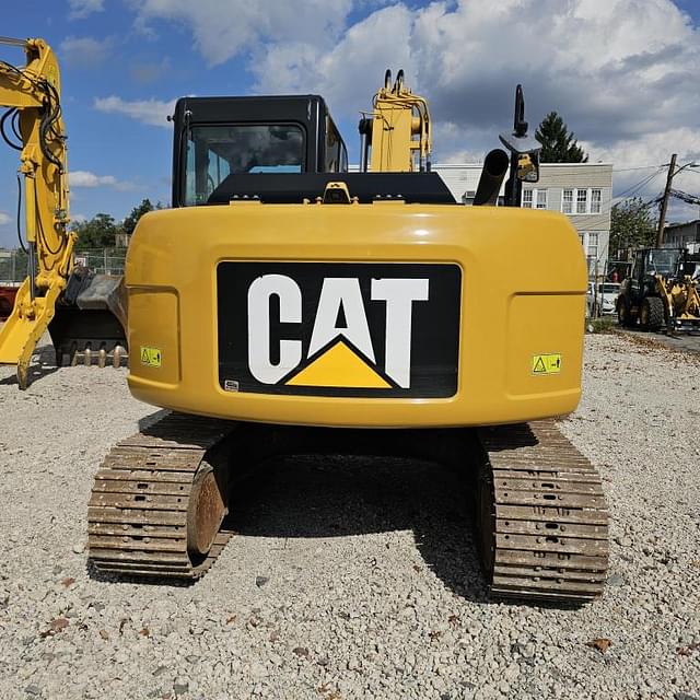 Image of Caterpillar 311FL equipment image 4