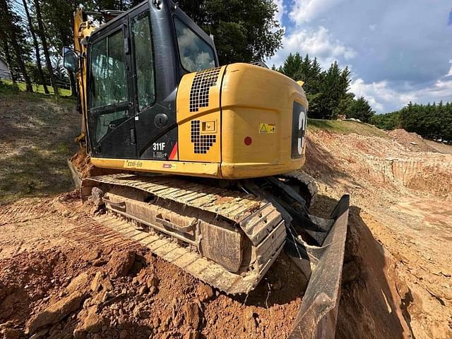 Image of Caterpillar 311FLRR equipment image 2