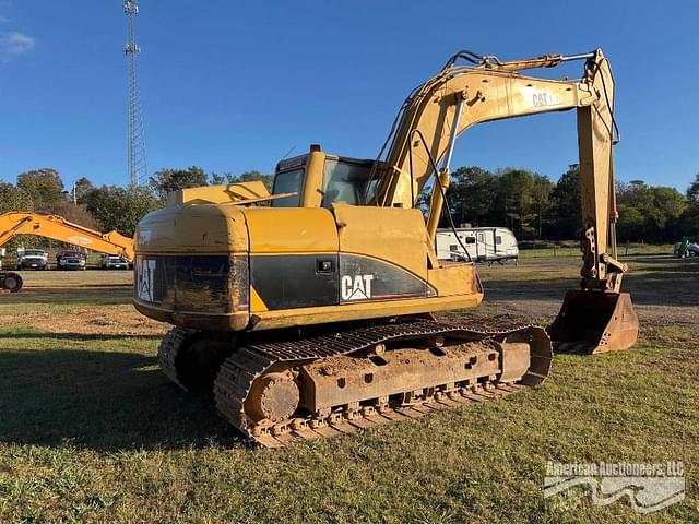 Image of Caterpillar 315CL equipment image 2