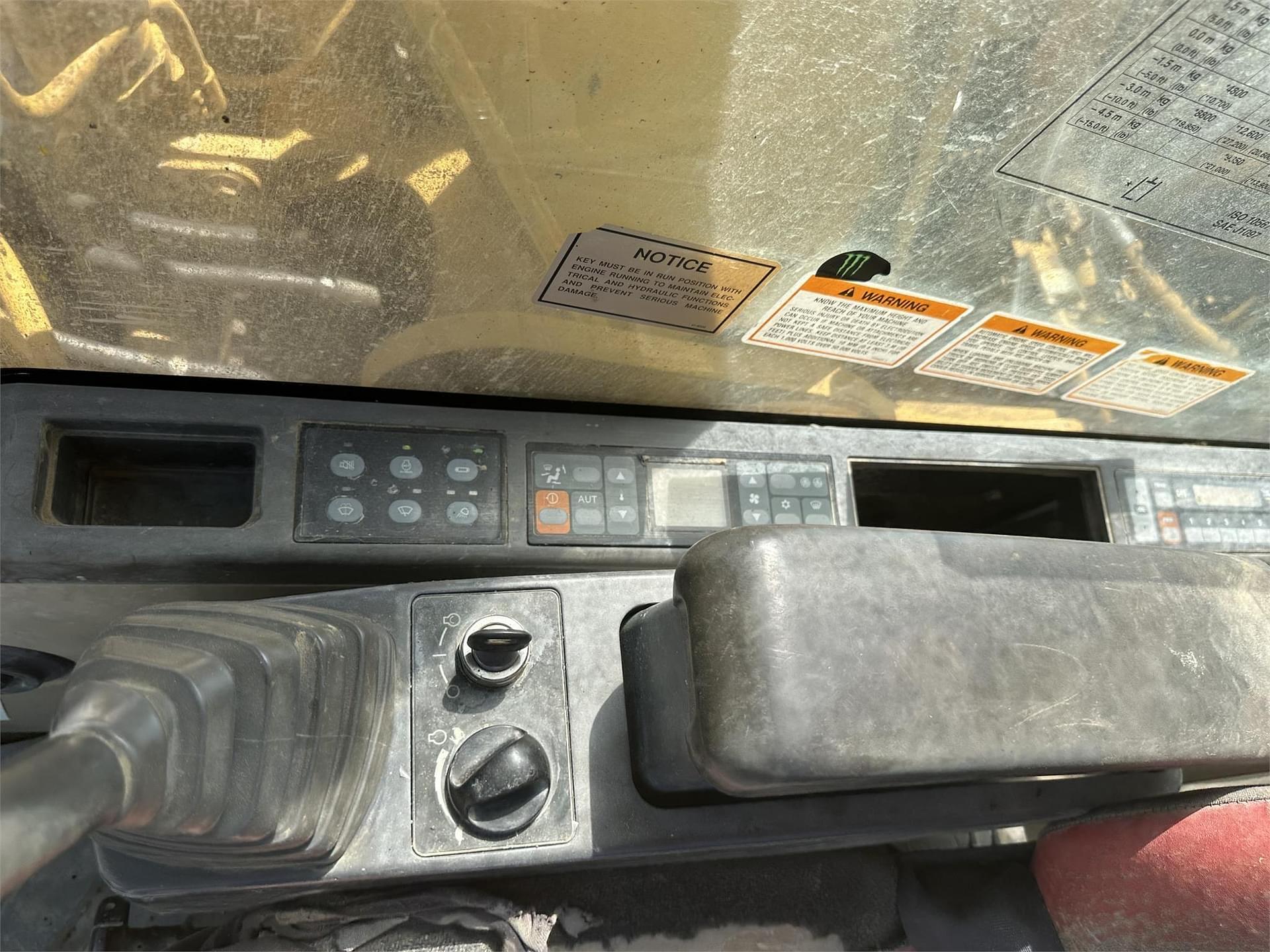 Main image Caterpillar 318C 41