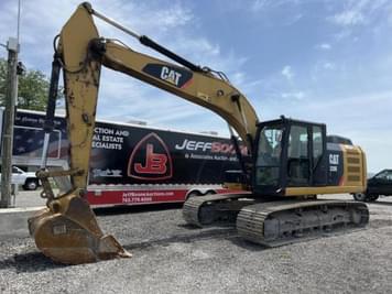 Main image Caterpillar 320E