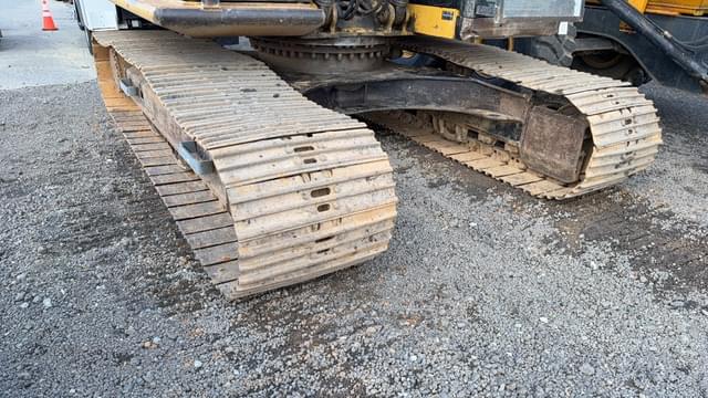 Image of Caterpillar 320E equipment image 4