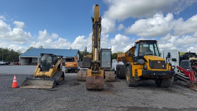 Image of Caterpillar 320E equipment image 1