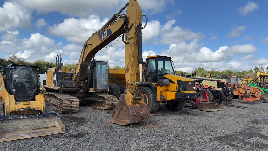 Image of Caterpillar 320E Primary image